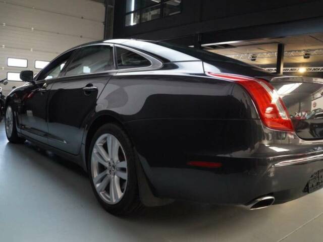 Jaguar XJ 5.0