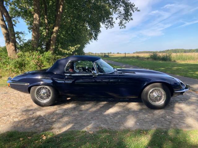 Jaguar E-Type V12