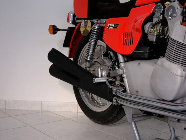 MV Agusta 750 S America