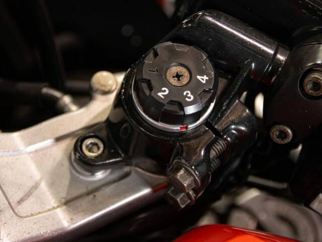 Yamaha RZV 500 R