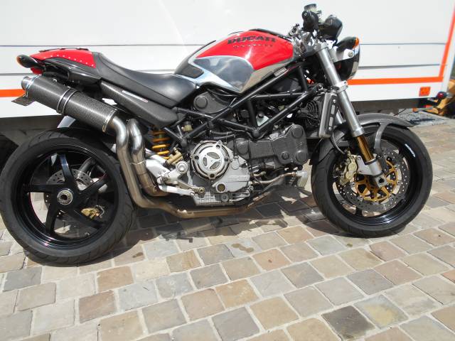 Bild 1/8 von Ducati DUMMY (2004)