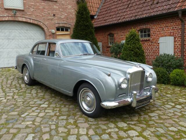 Bentley S 2 Continental Flying Spur Limousine 1961