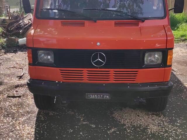 Immagine 1/4 di Mercedes-Benz T1 307 D (1979)