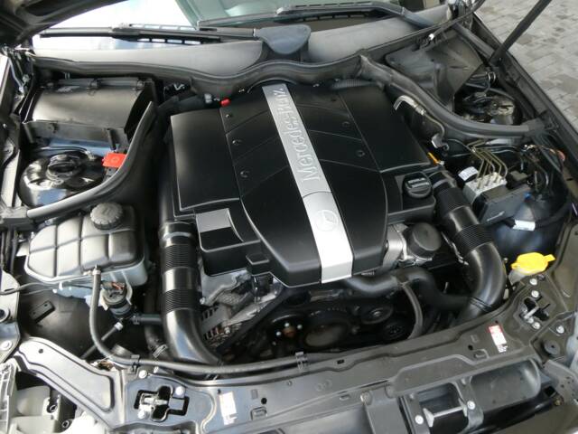 Mercedes-Benz CLK 320