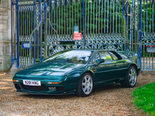 Image 1/8 of Lotus Esprit V8 BiTurbo (1996)