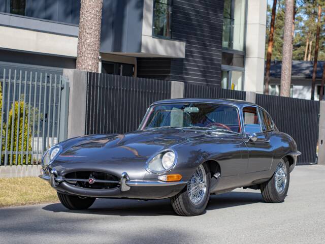Jaguar E-Type 4.2