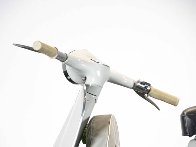 Piaggio Vespa 125