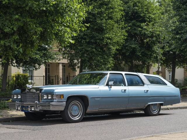 Imagen 1/37 de Cadillac Fleetwood Castilian Estate (1976)