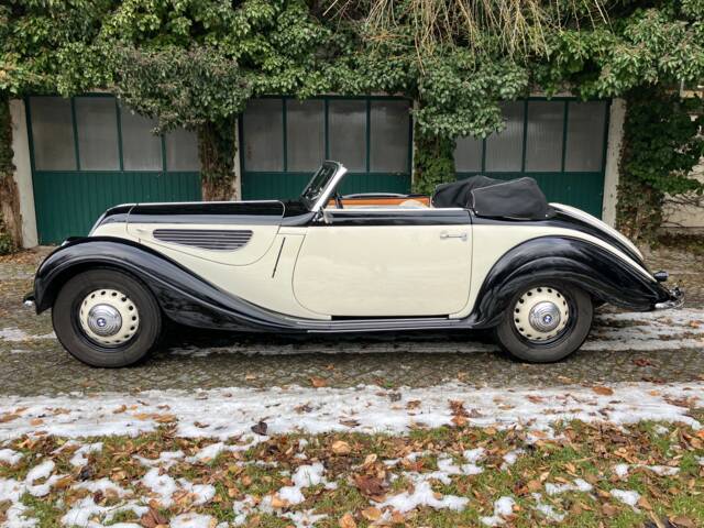 BMW 327