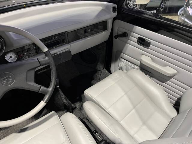 Volkswagen Beetle 1303 LS