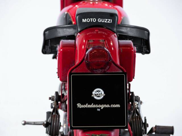 Moto Guzzi 250 SS