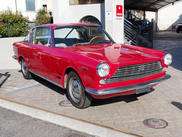 Image 1/7 of FIAT 2300 S Coupe (1963)