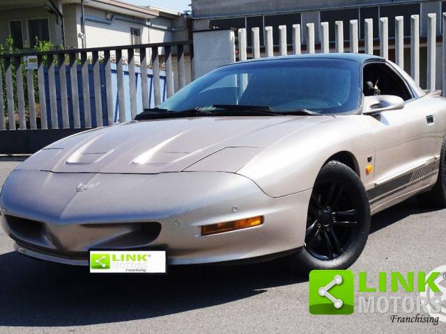 Immagine 1/13 di Pontiac Firebird Formula (1994)