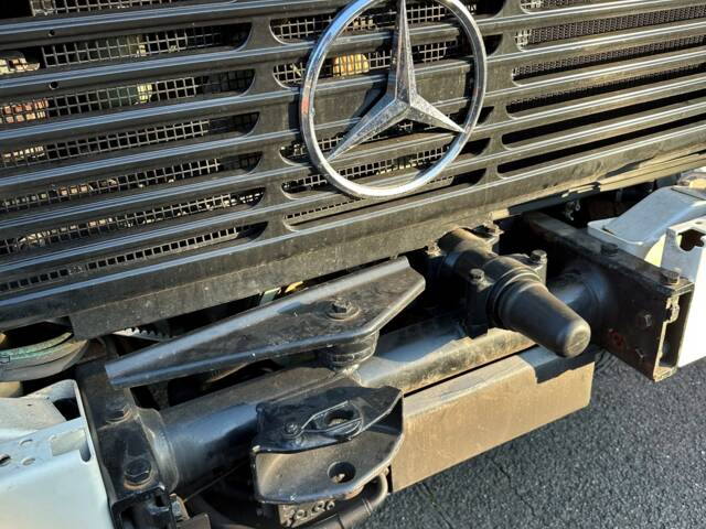 Mercedes-Benz Unimog U 1300 L