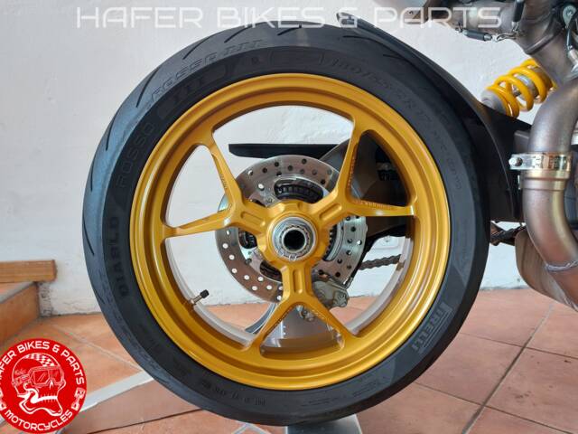 Ducati Hypermotard 950