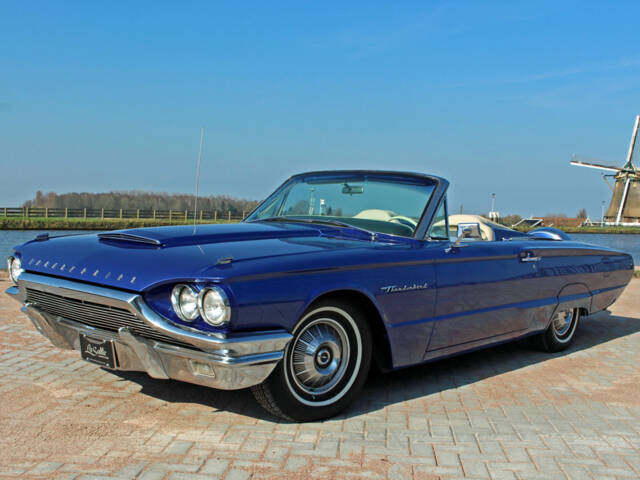 Immagine 1/30 di Ford Thunderbird (1964)