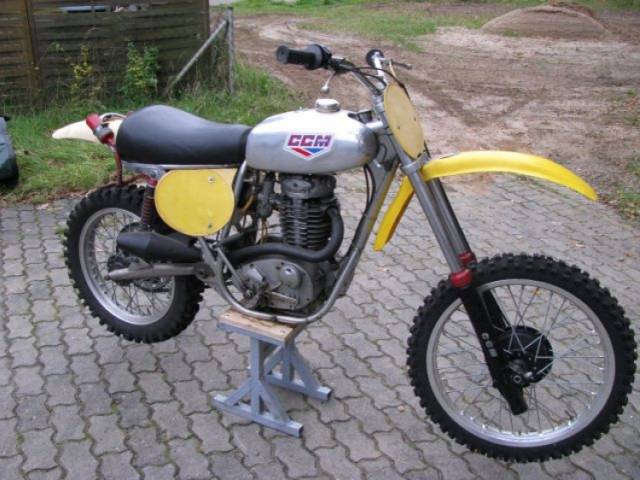 Bild 1/11 von CCM DUMMY (1974)