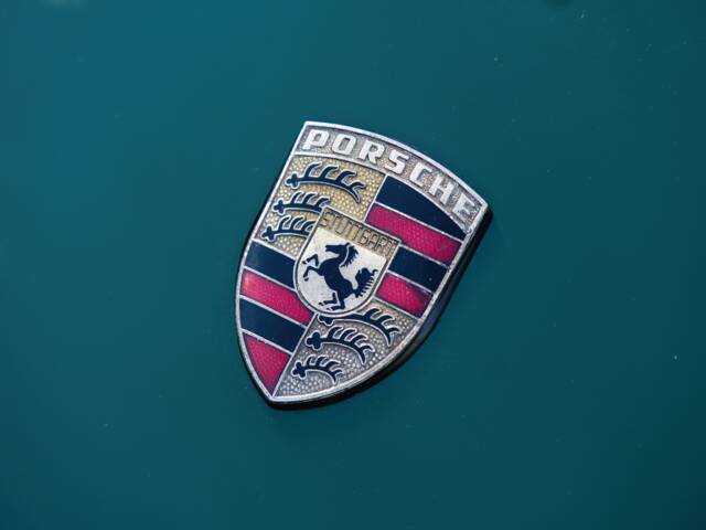 Porsche 911 2.4 T