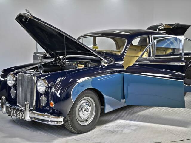 Jaguar Mk VIII