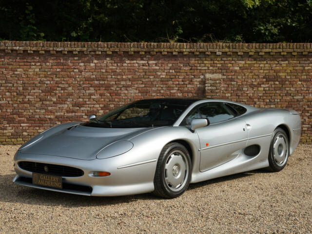 Imagen 1/50 de Jaguar XJ 220 (1994)