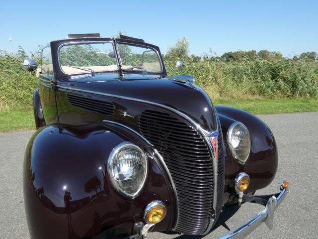 Ford V8