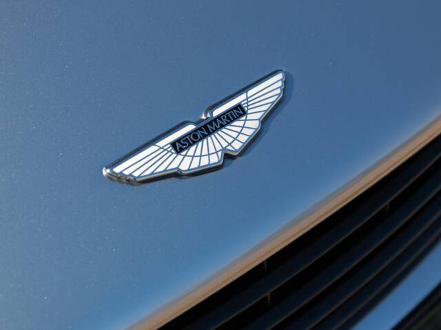 Aston Martin Vanquish