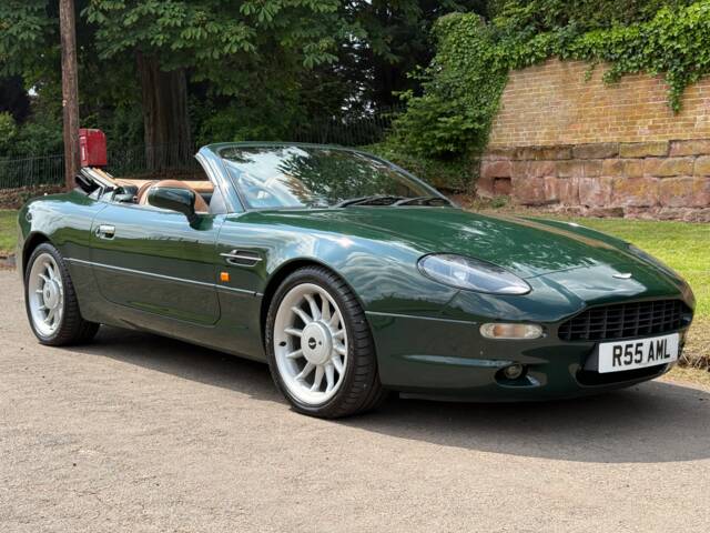 Bild 1/19 von Aston Martin DB 7 Volante (1998)