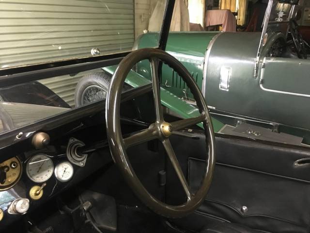 https://cdn.classic-trader.com/I/images/640_480/vehicle_ad_standard_image_abbb02cc9b5ac987ef1017d9dbb0eced.jpg