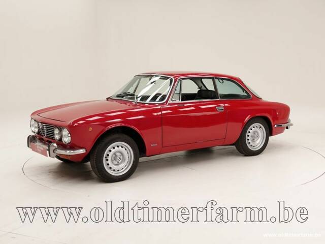 Bild 1/15 von Alfa Romeo 2000 GT Veloce (1976)