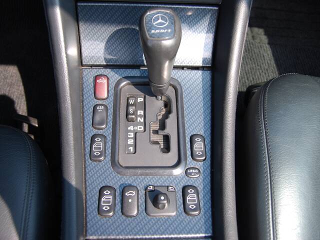Mercedes-Benz CLK 200