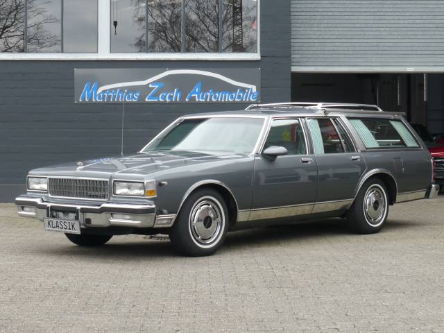Bild 1/47 von Chevrolet Caprice Classic Station Wagon (1988)