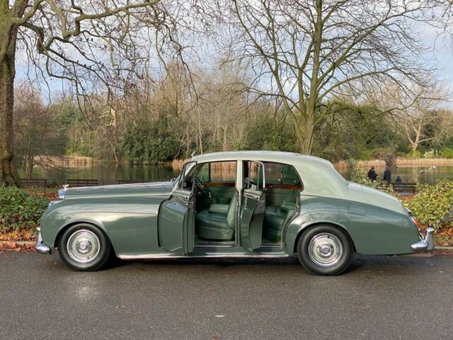 Bentley S 2