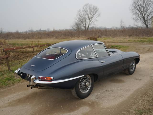 Jaguar E-Type 3.8