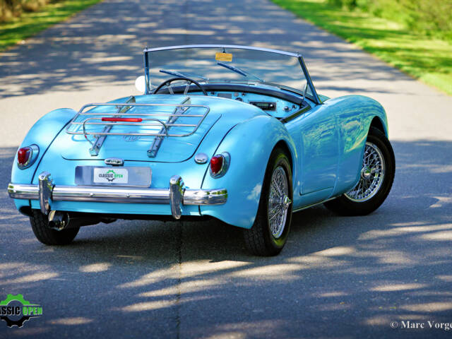 MG MGA 1500
