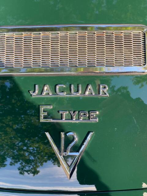 Jaguar E-Type V12 (2+2)