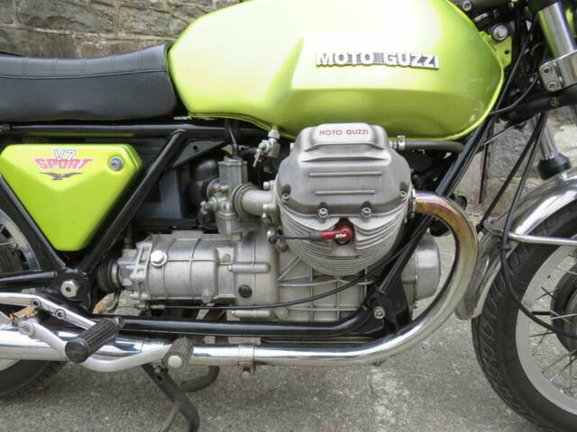 Moto Guzzi V7 Sport