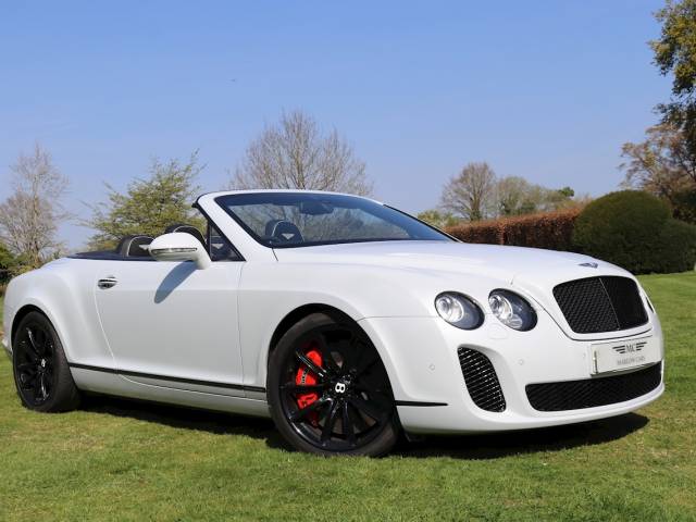 Bild 1/37 von Bentley Continental GTC (2010)
