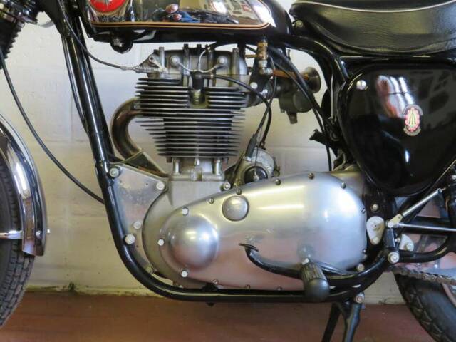 BSA DBD 34 Gold Star