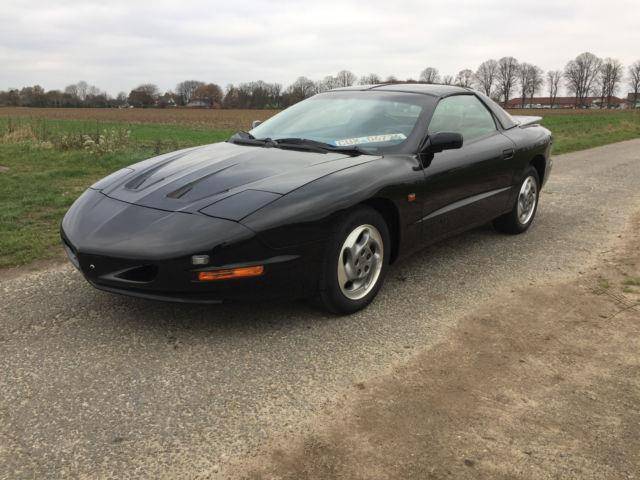 Immagine 1/15 di Pontiac Firebird (1995)