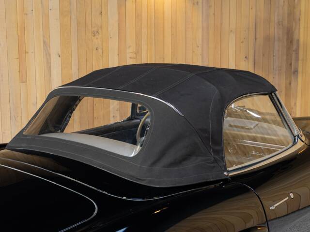 Mercedes-Benz 300 SL Roadster