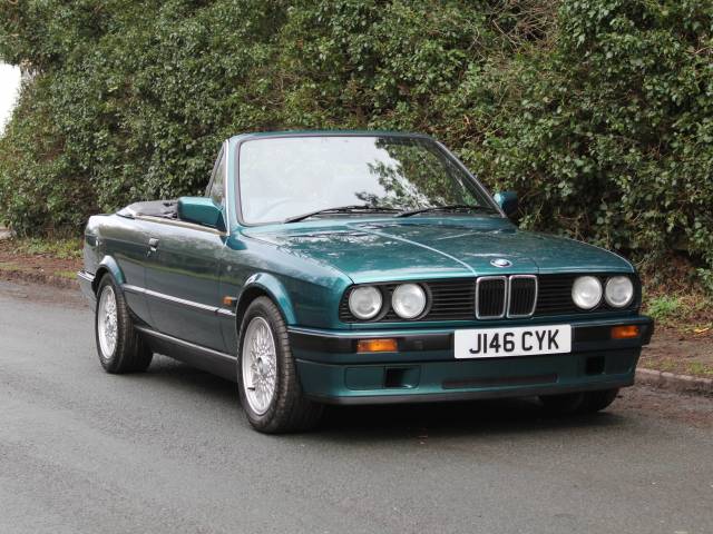 Imagen 1/19 de BMW 318i (1991)