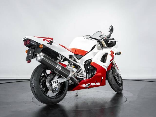 Yamaha YZF 1000 R1