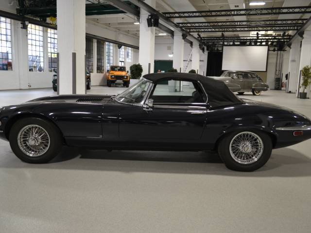 Jaguar Type E V12