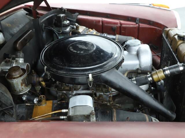 Mercedes-Benz 220 S