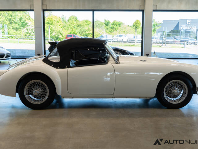 MG MGA 1600