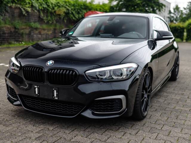 Image 1/22 of BMW M140i (2018)