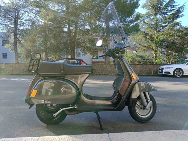 Piaggio Vespa Cosa 125