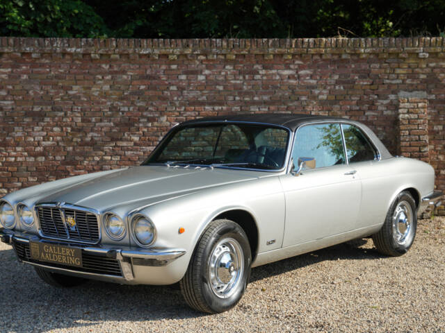 Bild 1/50 von Jaguar XJ 6 C 4.2 (1975)
