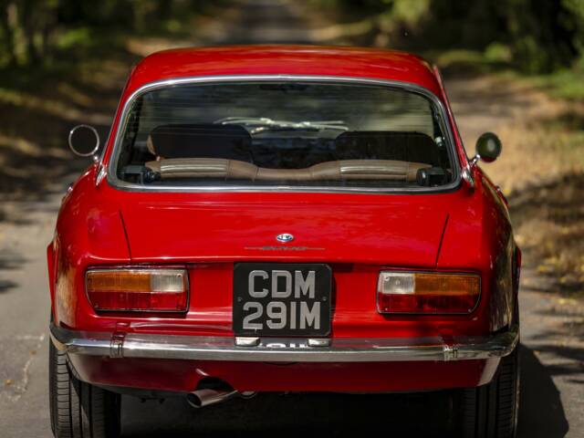 Alfa Romeo 2000 GT Veloce