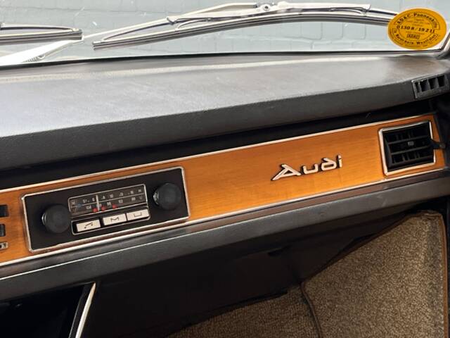 Audi 100 LS